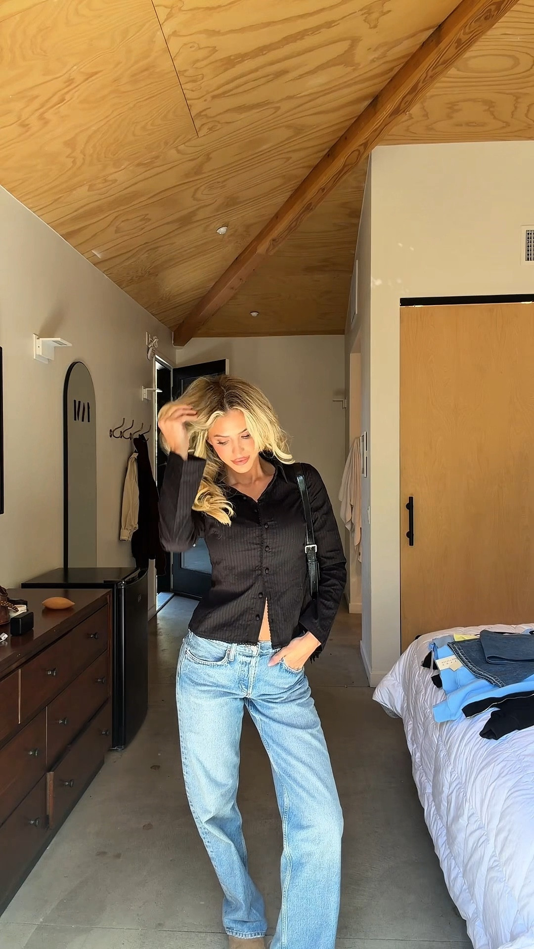 Day to day elevated fit 🖤 classic pieces that can be used many different ways yes pls!! 👖 linked a ton of different options to recreate this look!

Size small and XS
Size 8 in shoes

#LTKvlog #LTKTravel #LTKdayinmylife