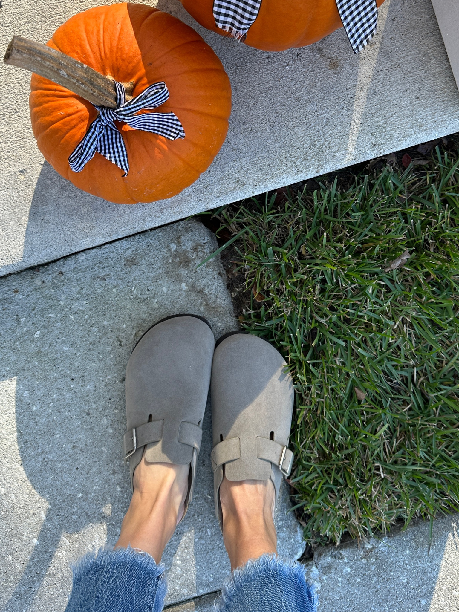 Potato shoes - clogs - fall shoes - new shoes - under $30 shoes 

#LTKstyletip #LTKfindsunder50 #LTKshoecrush