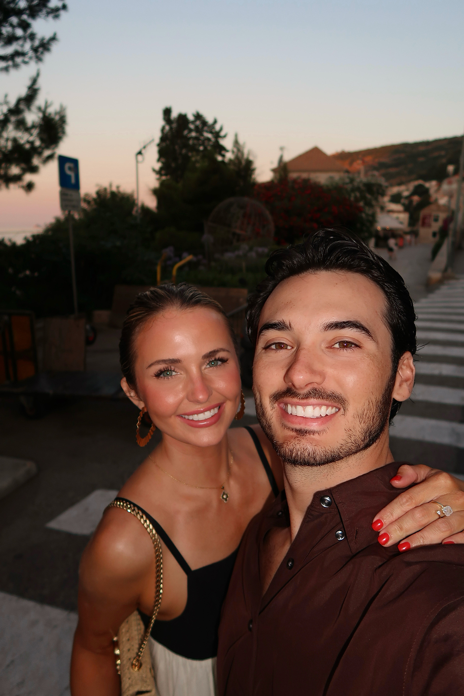 Golden hour glow in this Amazon dress I packed! Easy to dress up, lightweight, and so comfortable! 


#AmazonStyle #VacationOutfit #LTKCoupleStyle #SummerTravelLooks #LTKFinds
 

 