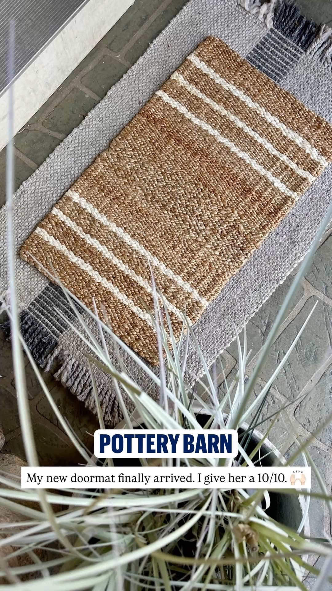 If you’re looking for a modern doormat that actually holds up, this striped jute rug is it. The organic tones and white stripe detail fit perfectly with a minimalist home aesthetic. I love how the textured layering makes the entrance feel so much more intentional and welcoming.

#LTKHome #LTKSeasonal