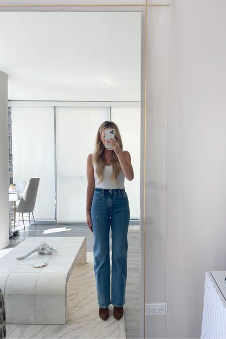 Cyber Week Sale on Abercrombiee
Fall Denim Try On:
Abercrombie Relaxed 90s Jean- 
wearing short length in Medium Wash- love these for fall and winter with boots #LTKunder100

#LTKstyletip #LTKSeasonal #LTKCyberWeek