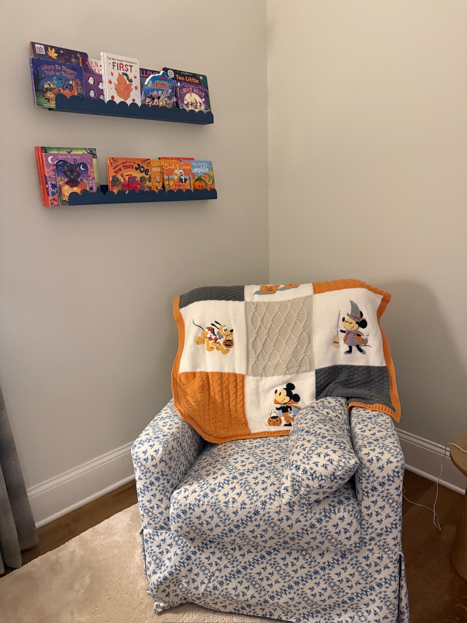 Halloween is in SEASON!

Halloween picks, Halloween blankets, Halloween books, boy mom, grace white

#LTKKids #LTKHome #LTKSeasonal