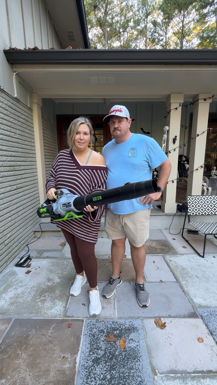 Wearing a XXL in the top and 2X in the bottoms! Absolutely love these shoes! Linked our skeleton from last year and similar ones too!

Plus size fashion, home decor, halloween decor, front porch design, home decor, halloween porch decor, mom style, everyday outfit idea, home finds

#LTKHome #LTKPlusSize #LTKHalloween