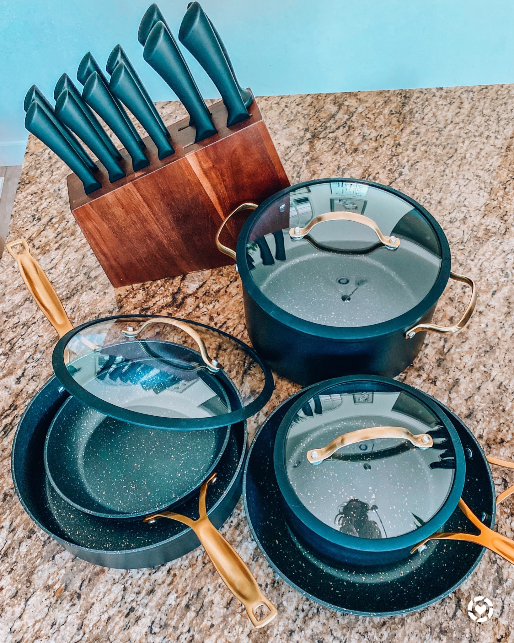 Thyme & Table Non-Stick 12-Piece Cookware Set, Blue