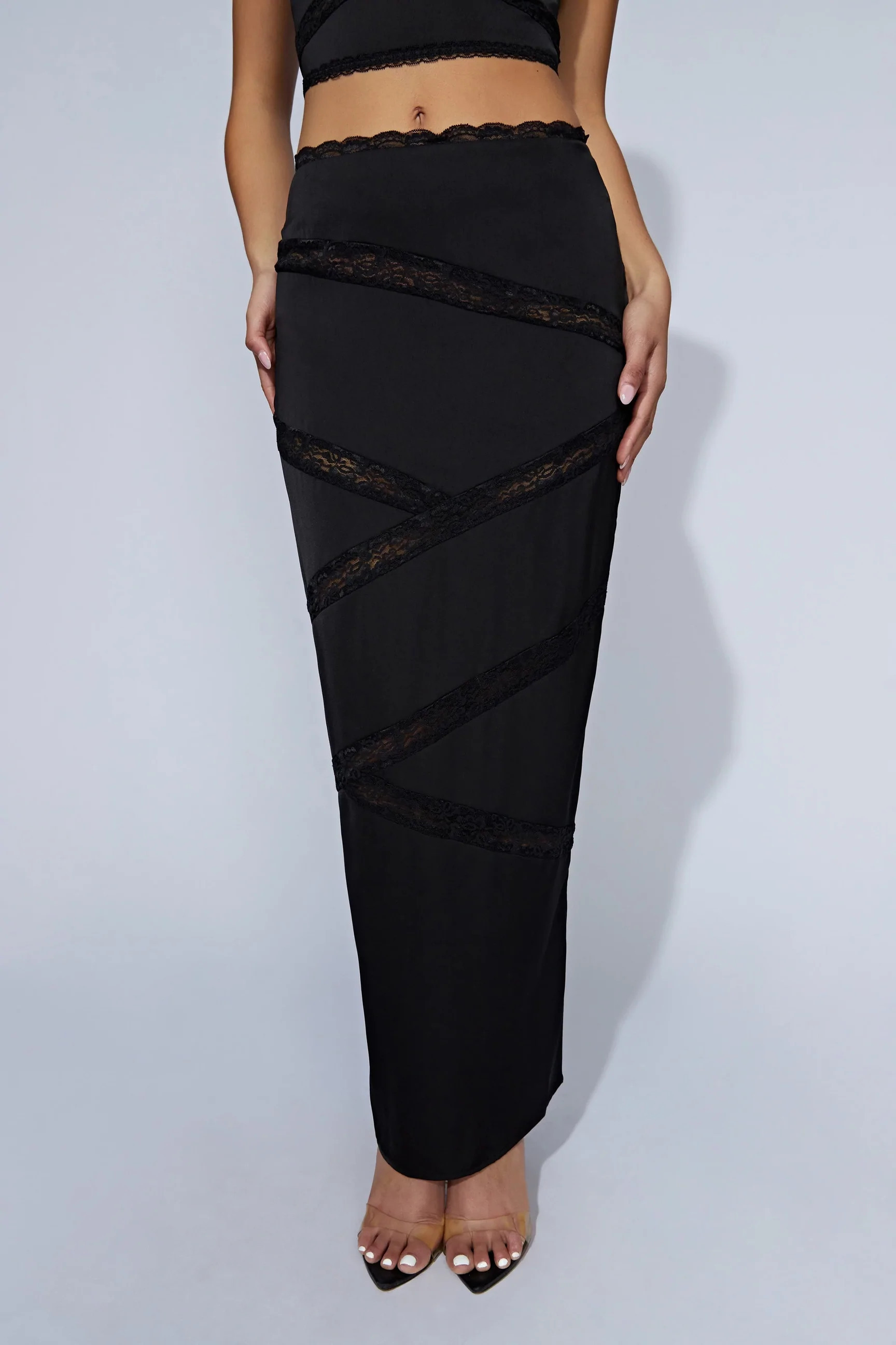 Monet Spliced Lace Midi Skirt - Black | MESHKI US