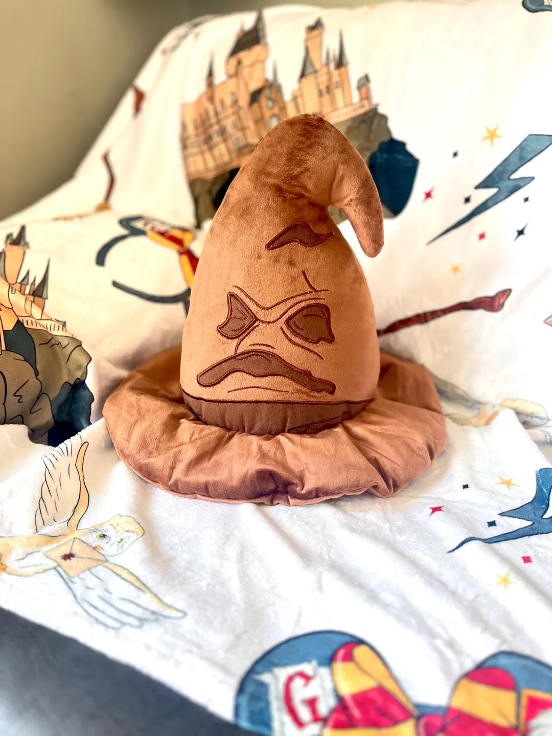 HP Sorting Hat Pillow• READY to ship! | Etsy (Global)