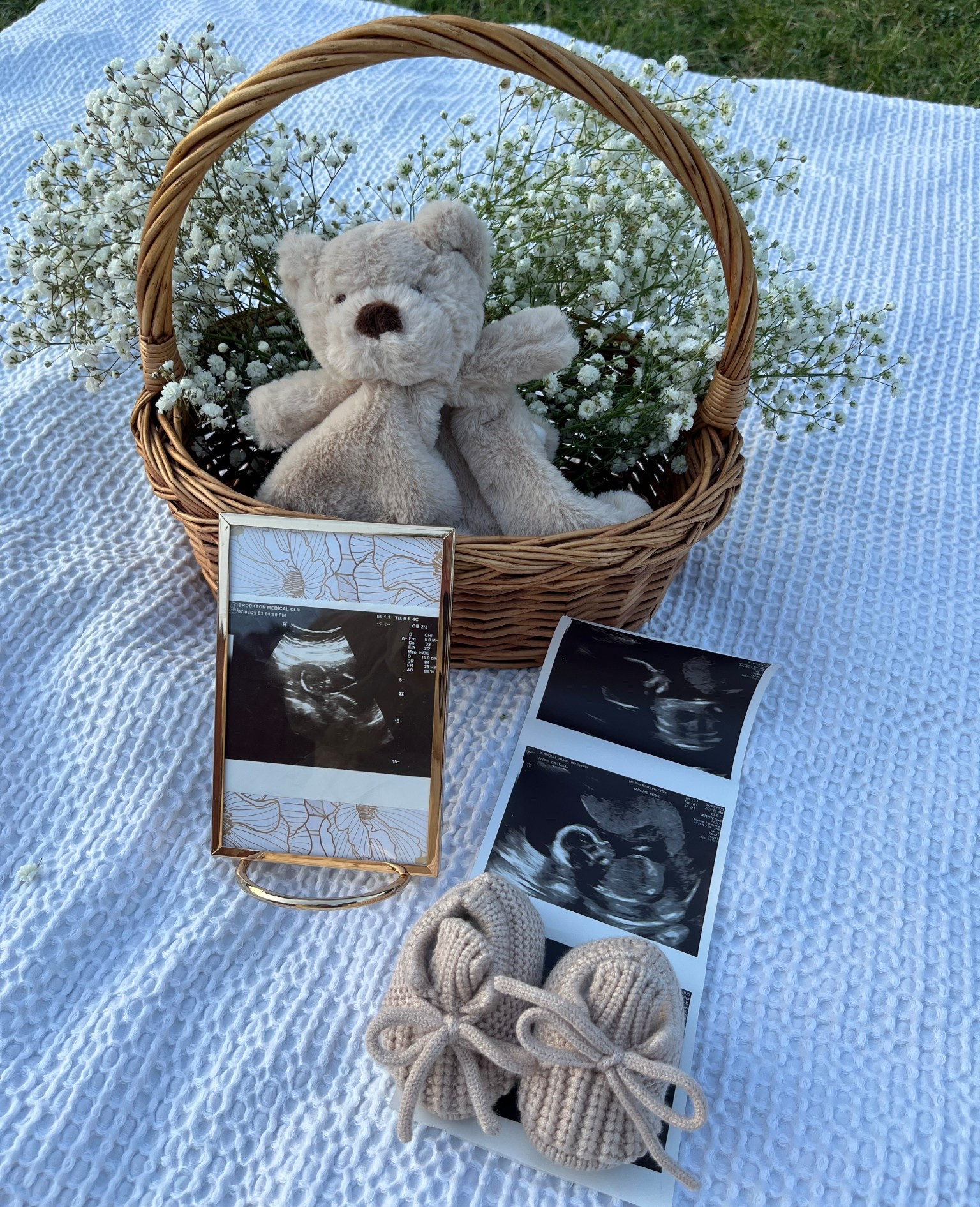 Baby announcement shoes. They’re perfect for your baby announcement pictures, baby shower, gender reveal etc. 

#LTKKids #LTKBump #LTKBaby