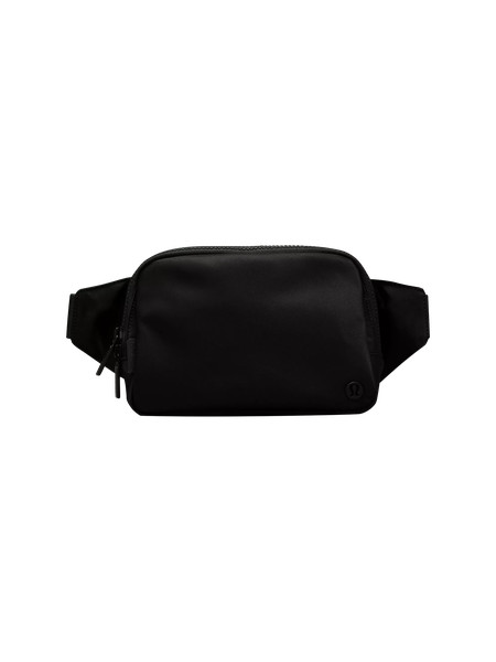 Everywhere Belt Bag Large 2L | Men's Bags,Purses,Wallets | lululemon | Lululemon (US)