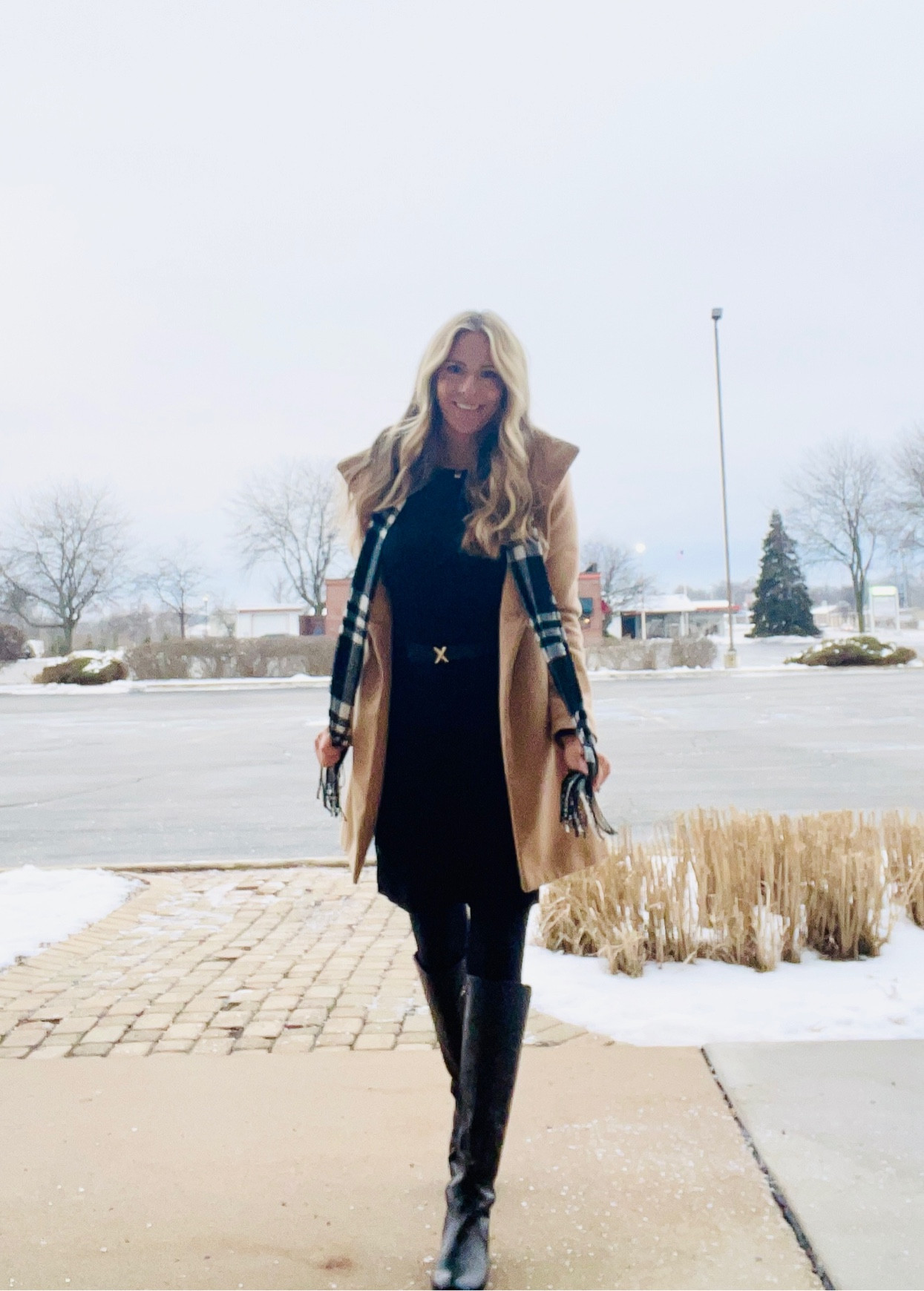 Winter workwear-as simple as can be!
Small dress, small coat.


#LTKstyletip #LTKSeasonal #LTKworkwear