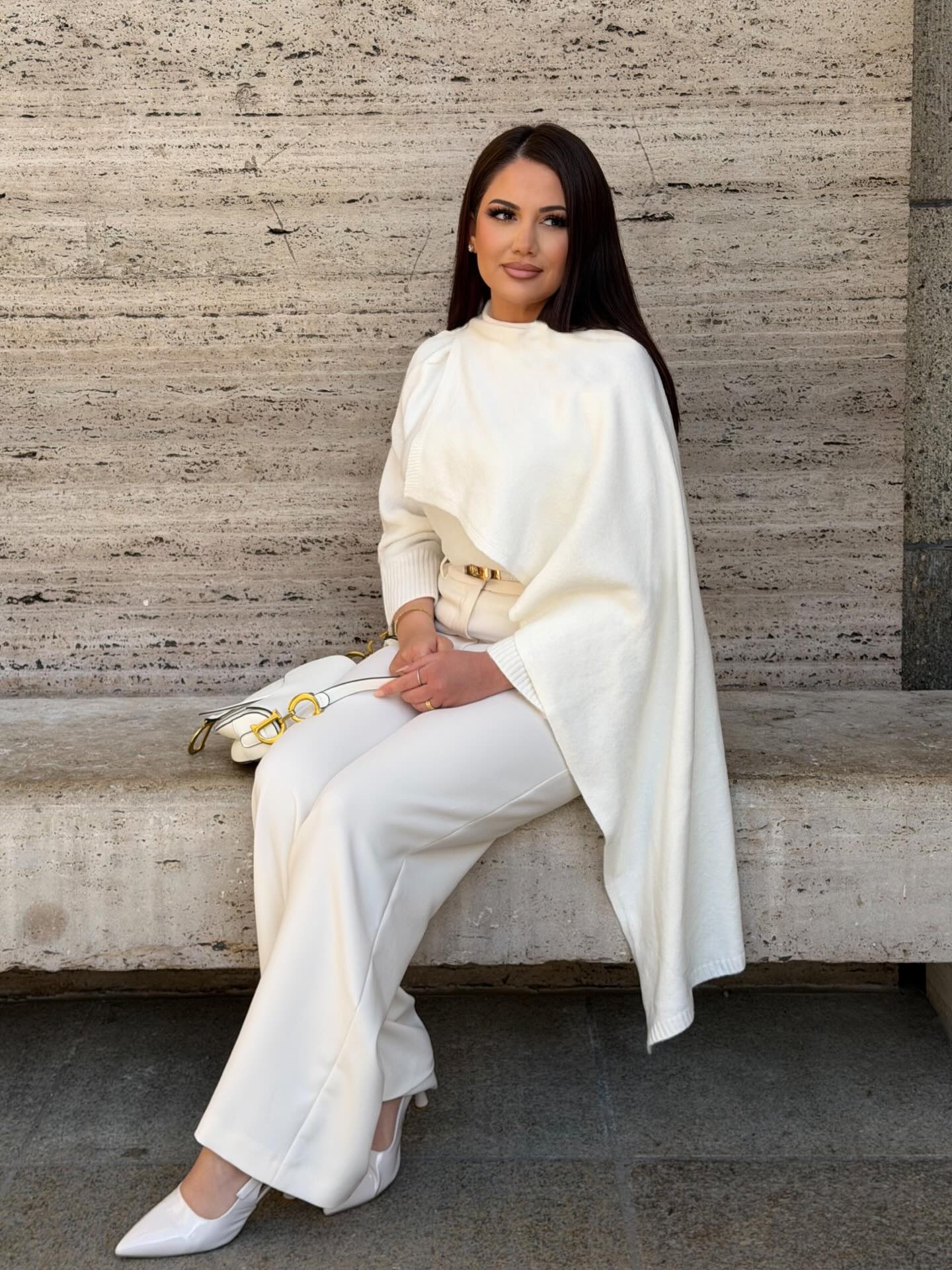 Art is my passion 🖼️ Kommentiere SHOP unten, um eine DM, mit dem Link zu diesem Post in meinem LTK zu erhalten ⬇ https://liketk.it/61lTf #fashion #ootd #outfit #outfitinspo #fashionblogger Anzeige