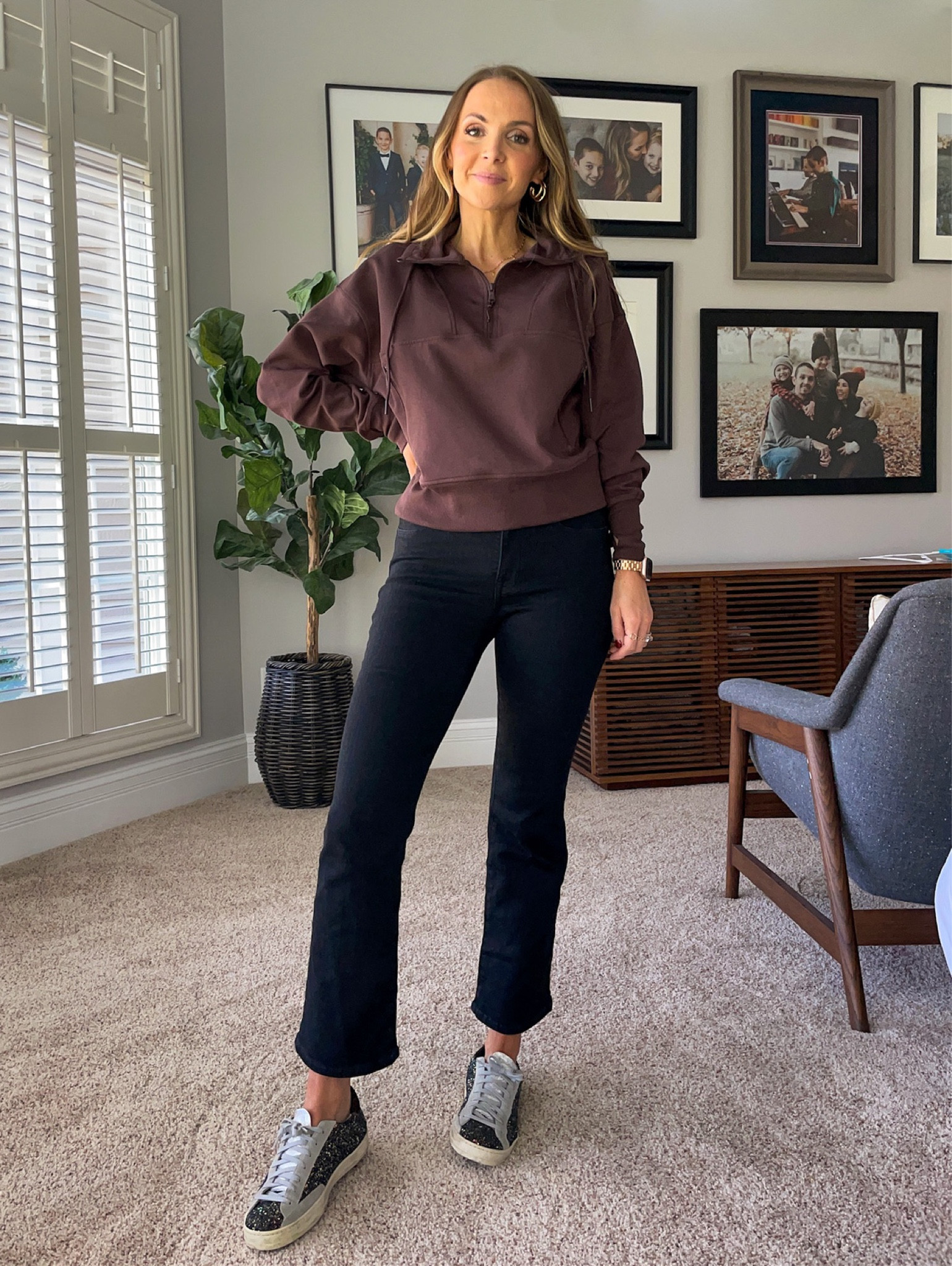 @oldnavy half zip pullover (wearing size small) + @madewell kick crop jeans (size down one) for casual everyday fall street style 

#LTKfindsunder50 #LTKxMadewell #LTKSeasonal