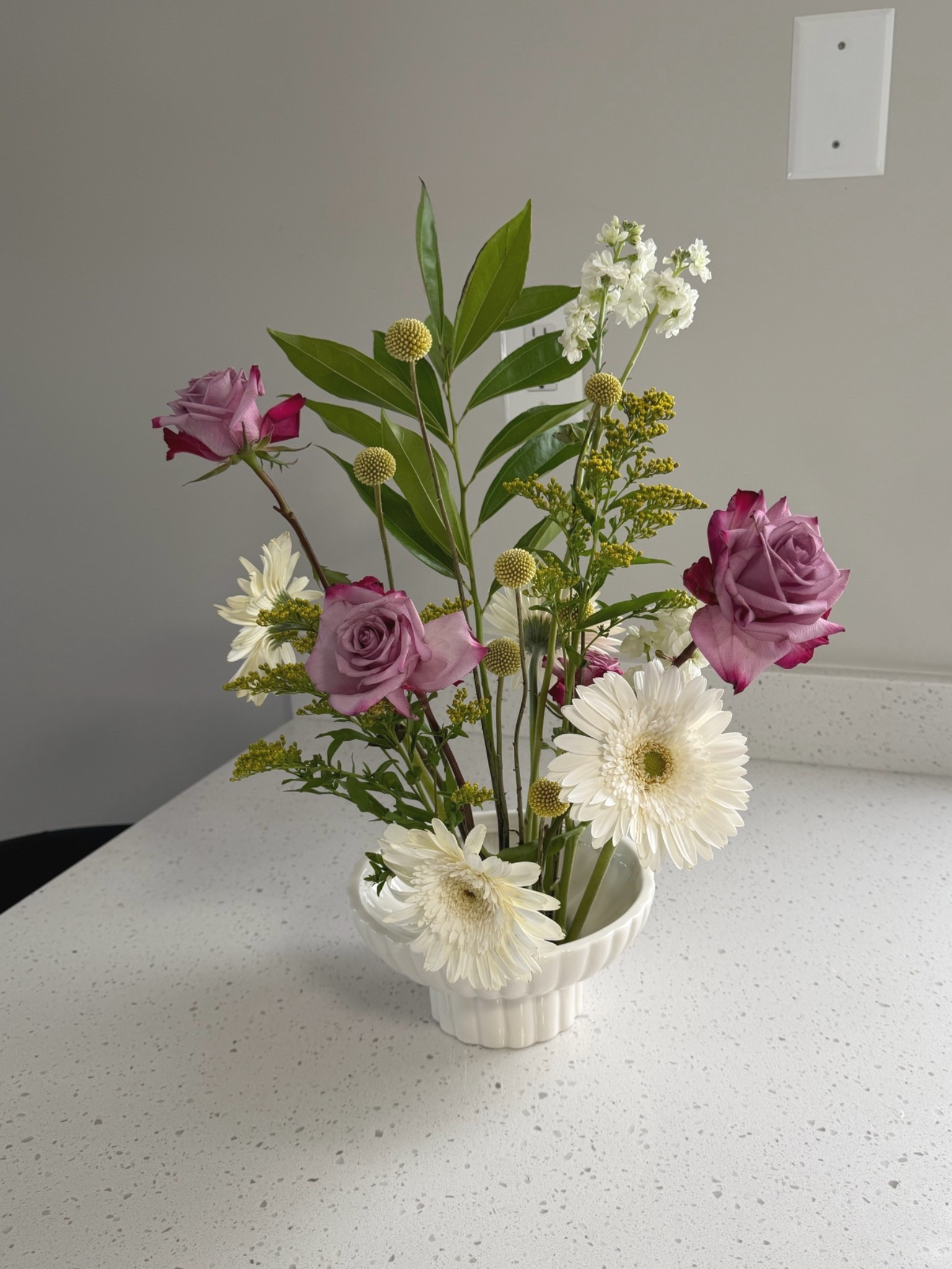Floral Friday’s #ikebanafloralarrangement

#LTKmorningroutine