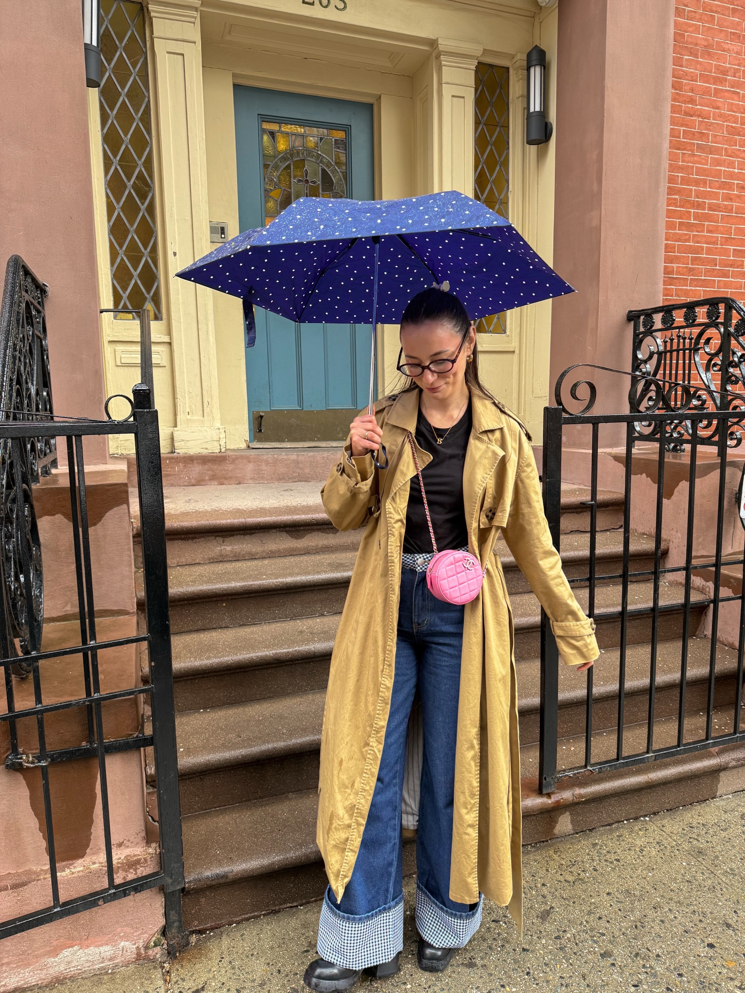 coastal outfits, city girl style, chic coffee shop looks, SoHo streetwear inspo, preppy outfits, minimalist everyday style, trendy outfits 2026, casual chic New York outfits, neutral wardrobe, capsule closet inspo

#LTKootd