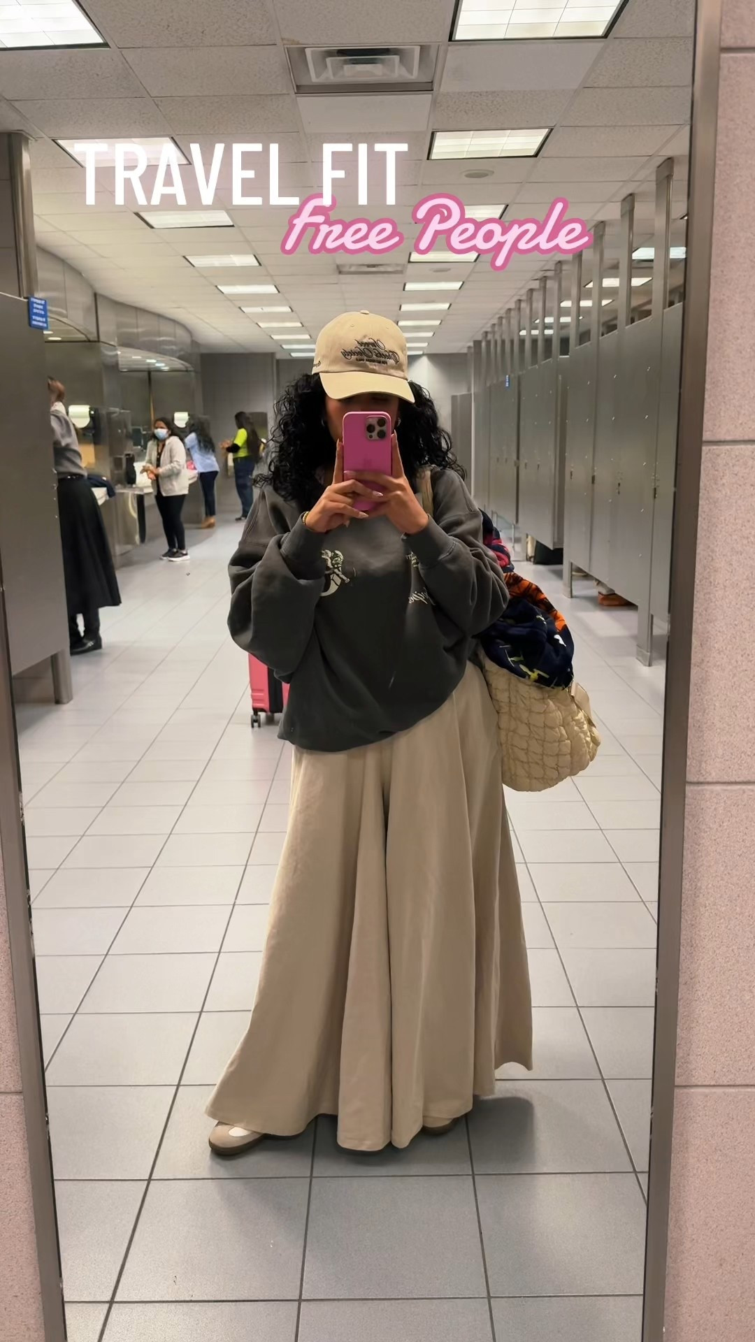 TRAVEL DAY ✈️✈️✈️

#LTKTravel #LTKFindsUnder50 #LTKSeasonal