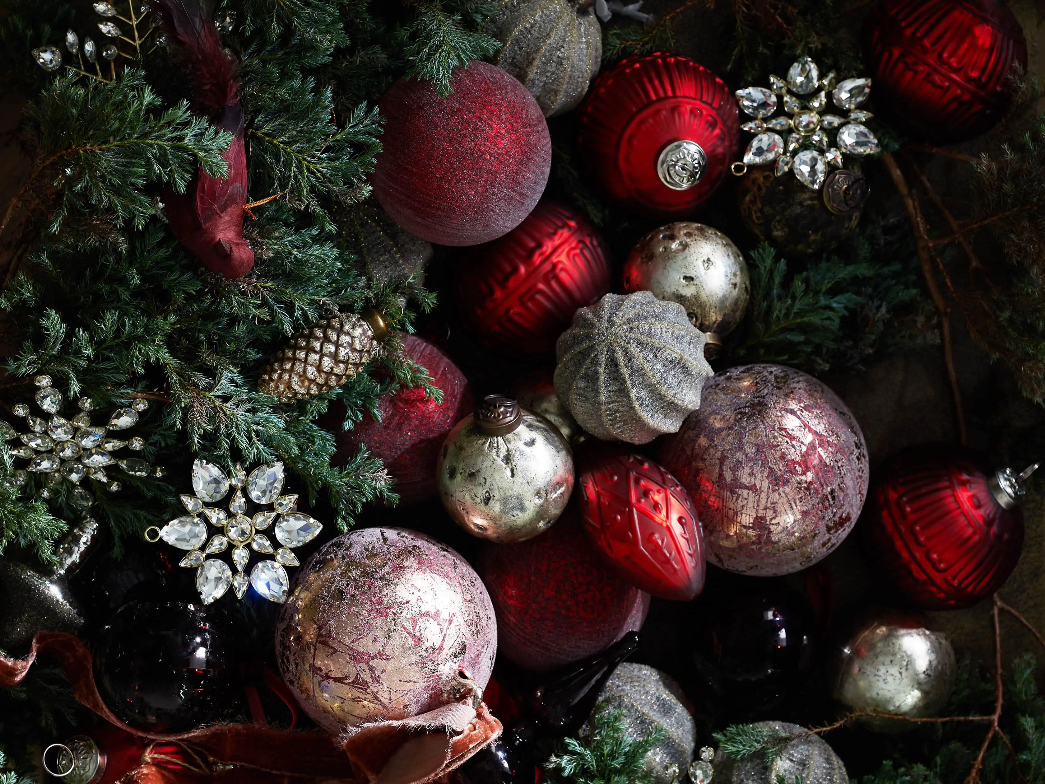 Red Ditsy Floral Ornament (set of 4) | Arhaus