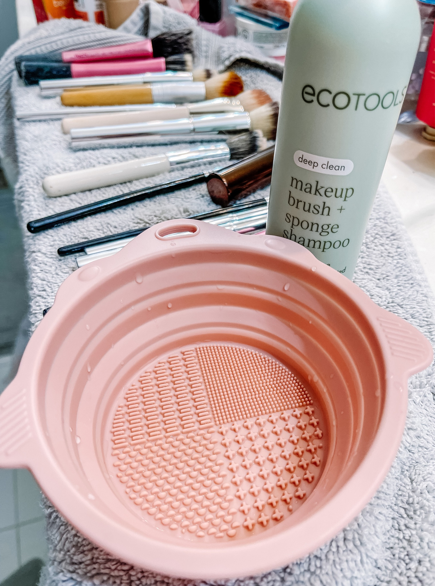 Weekend reset by giving my makeup brushes a deep clean. I found out about this silicone bowl and ecotools makeup brush and sponge cleaner from Katie Fletcher-Gomez. I’ve always wanted to find a cleaning bowl, but never really searched for one. It was super affordable and works great!

I also linked my favorite makeup brushes. It Cosmetics for Ulta Airbrush set and Rare Beauty Soft Pinch Blush Brush  

#LTKFind #LTKbeauty #LTKstyletip