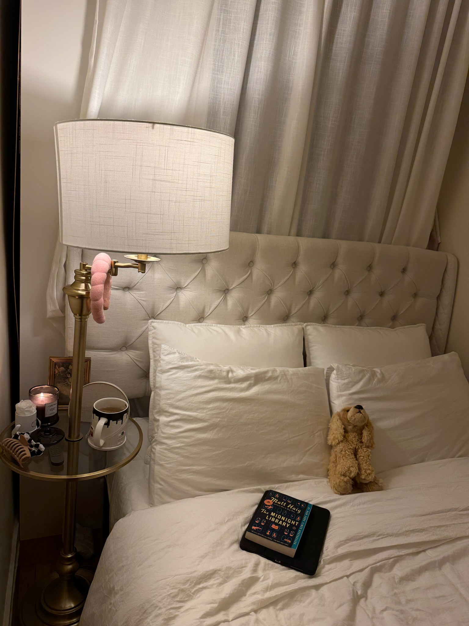 Cozy closet bedroom 😌✨☁️

#headboard #bedroomdecor #lamp #bedding #closetbedroom

#LTKhome #LTKstyletip