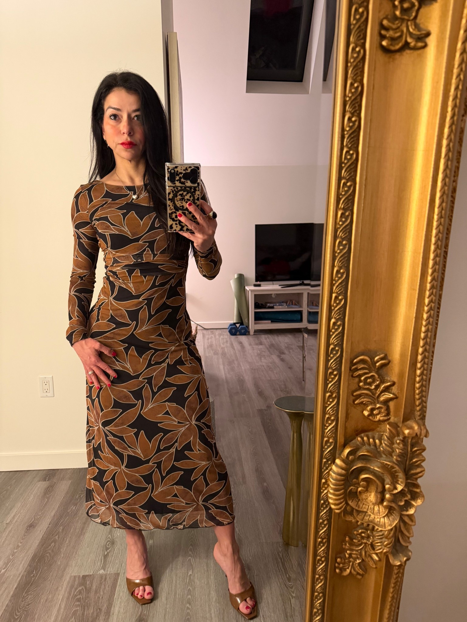 Exact products linked for my Friday #datenight look ❤️ LOVE this form fitting dress with my slip heels😍 Dress #onsale

#LTKSpringSale #LTKSaleAlert #LTKootd