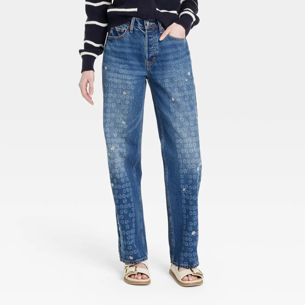 Women's Mid-Rise Embroidered Daisy Baggy Jeans - Universal Thread™ Medium Wash | Target