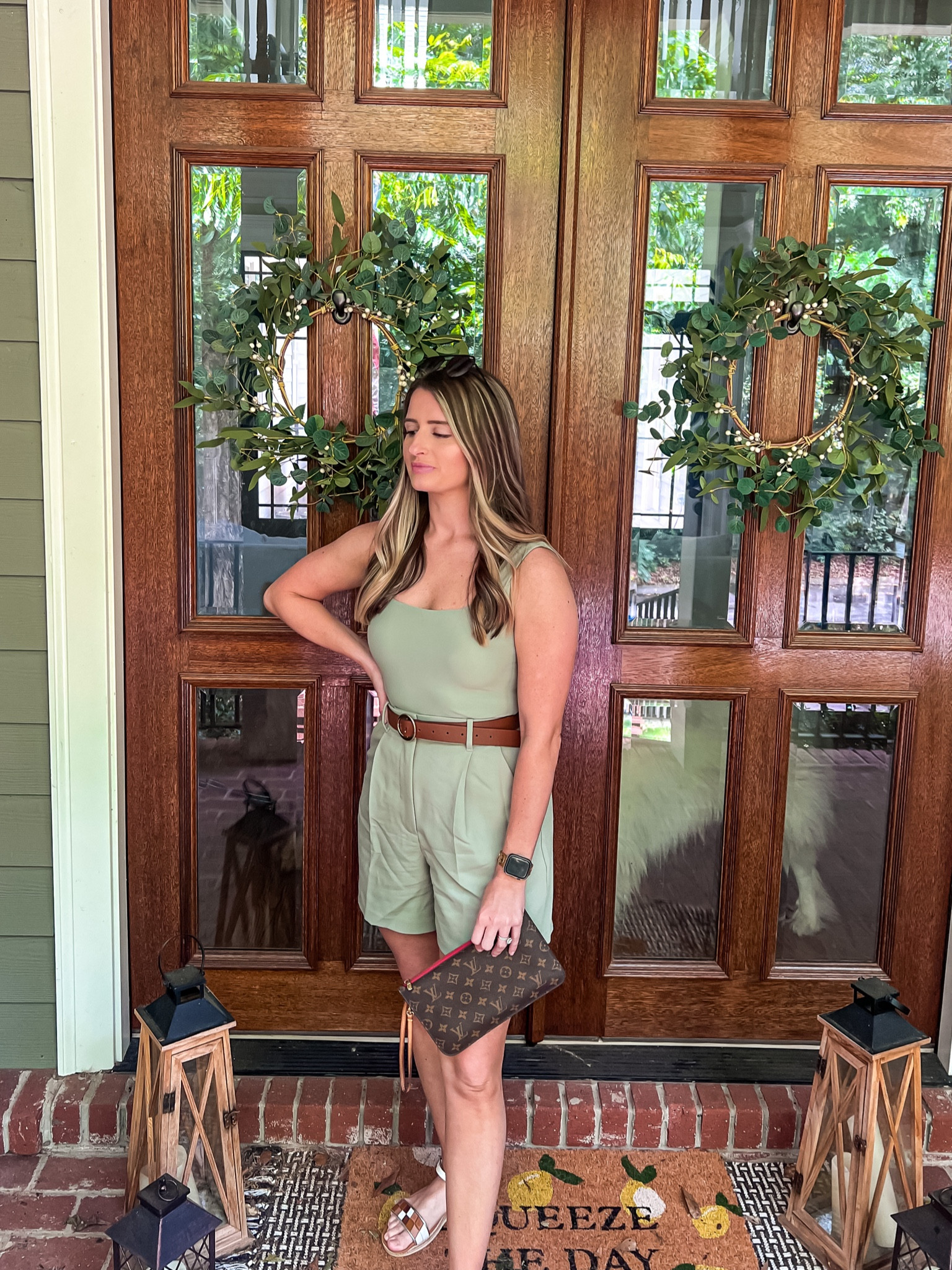 Love a monochrome look #abercrombie #ltk 

#LTKSeasonal #LTKfit #LTKunder50
