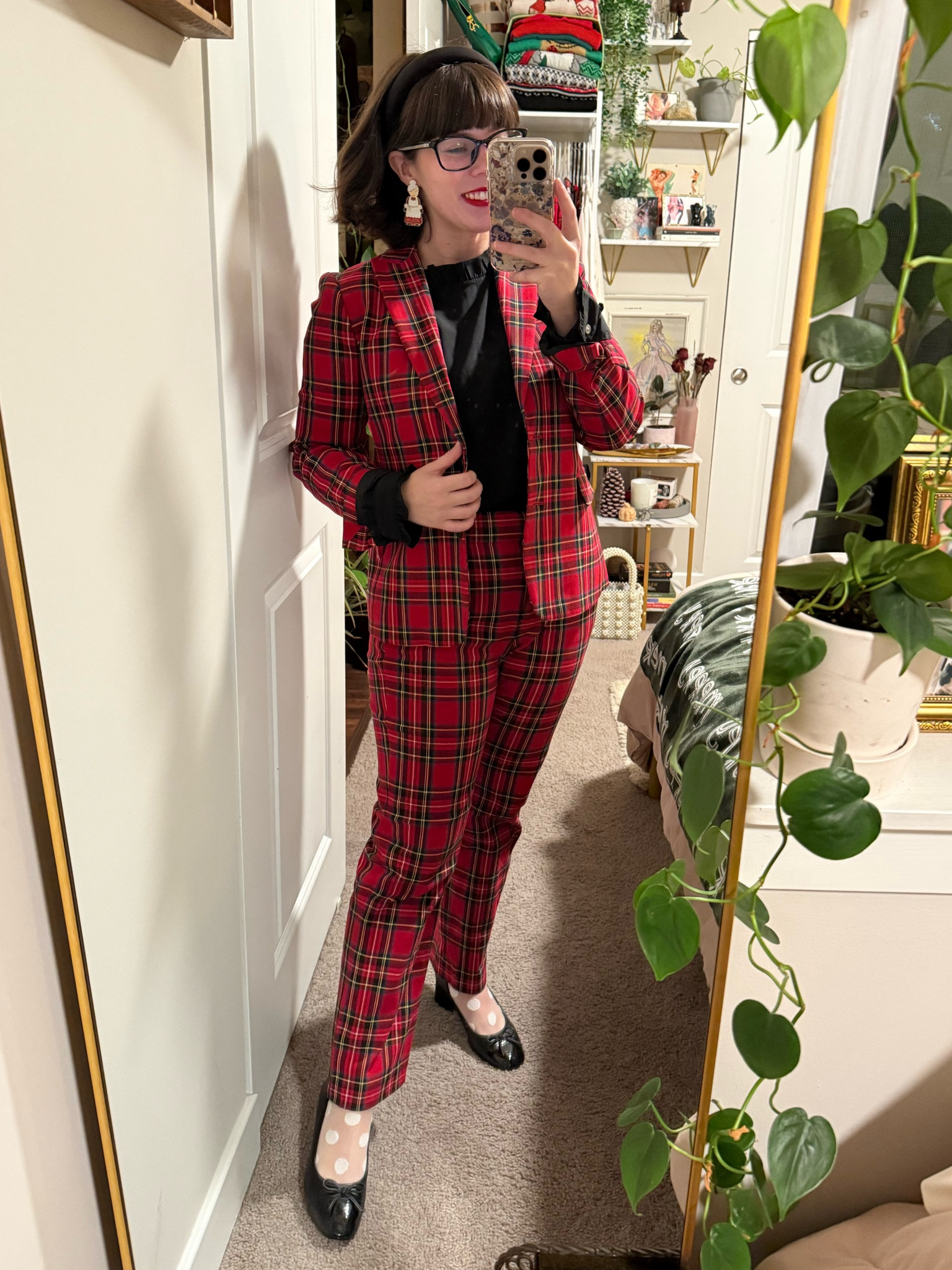 Finally wearing the suit together. Last week before Christmas! 

#LTKStyleTip #LTKHoliday #LTKWorkwear