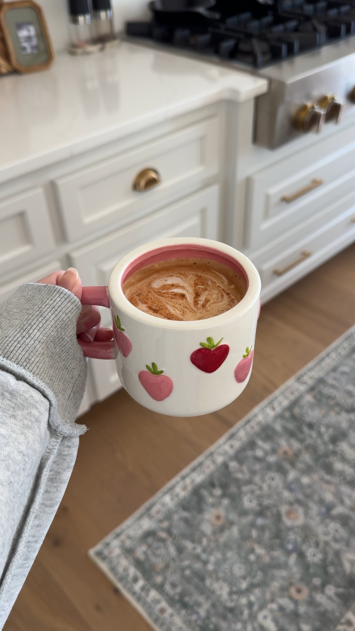 New spring summer mug from world market! Love the cutest strawberry hearts 🍓🩷