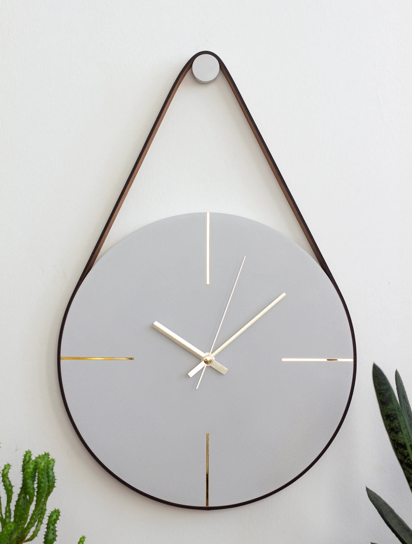 Grey Concrete Wall Clock: Modern Minimalist Faux Leather Hanging Clock - Etsy | Etsy (US)