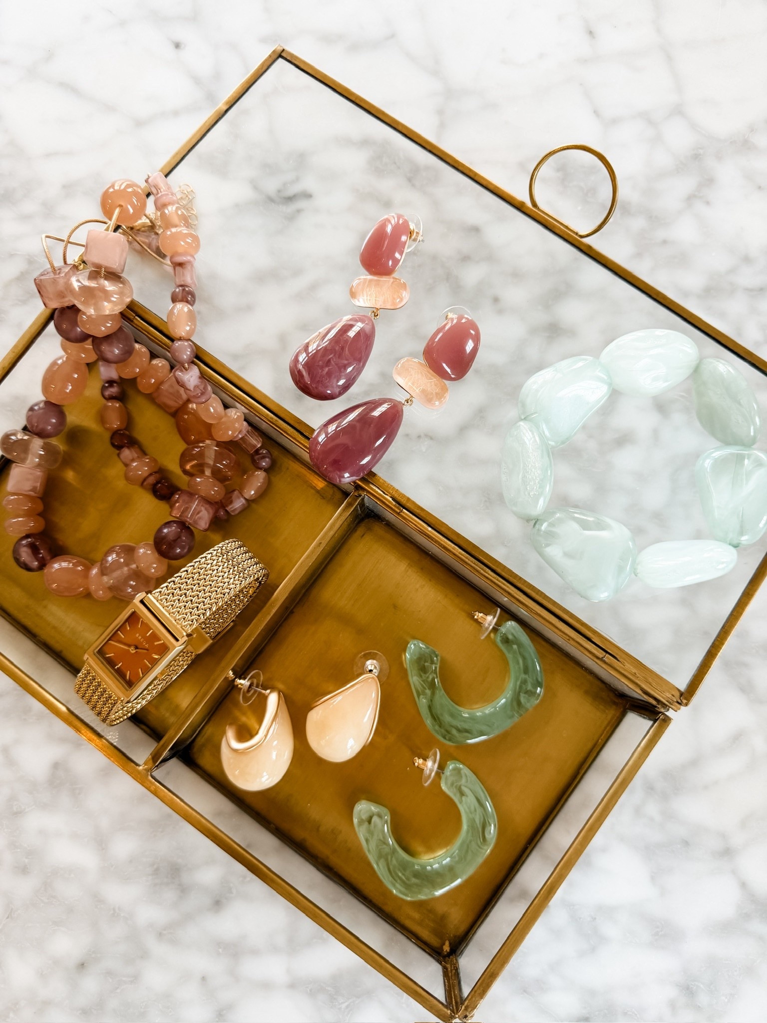 These new statement accessories are perfect for spring! I love all of the colors! They’re all under $20!

Loverly Grey, Target find, statement jewelry, statement accessories, spring jewelry, spring accessories 

#LTKSeasonal #LTKootd