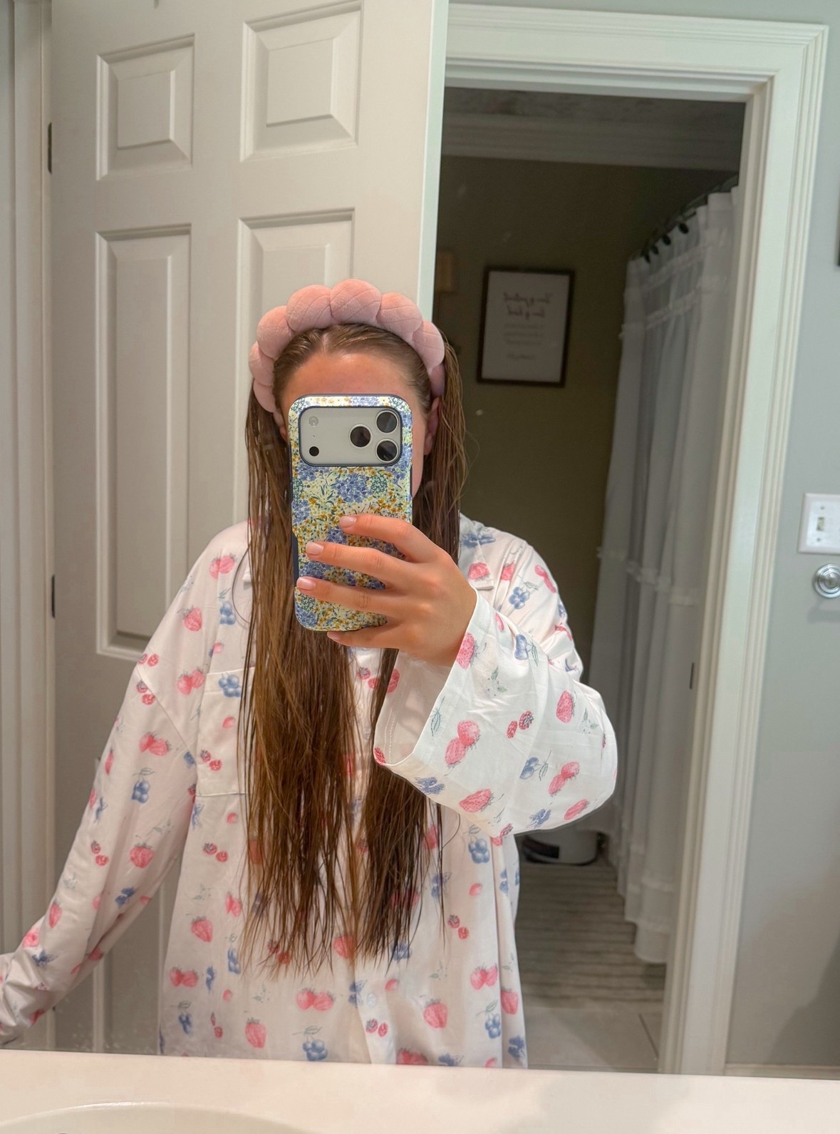 CUTEST PJ DUPE! 🫐🌸🍓⭐️ (made oversized, so stick with your normal size)

#LTKMothersDay #LTKdayinmylife #LTKselfcare