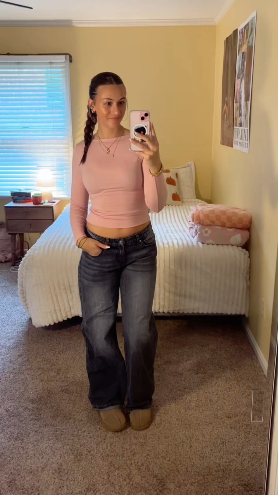 cashmere top fall outfit idea💕⭐️
#cashmere #falloutfit #denim

#LTKSaleAlert #LTKSeasonal #LTKHoliday