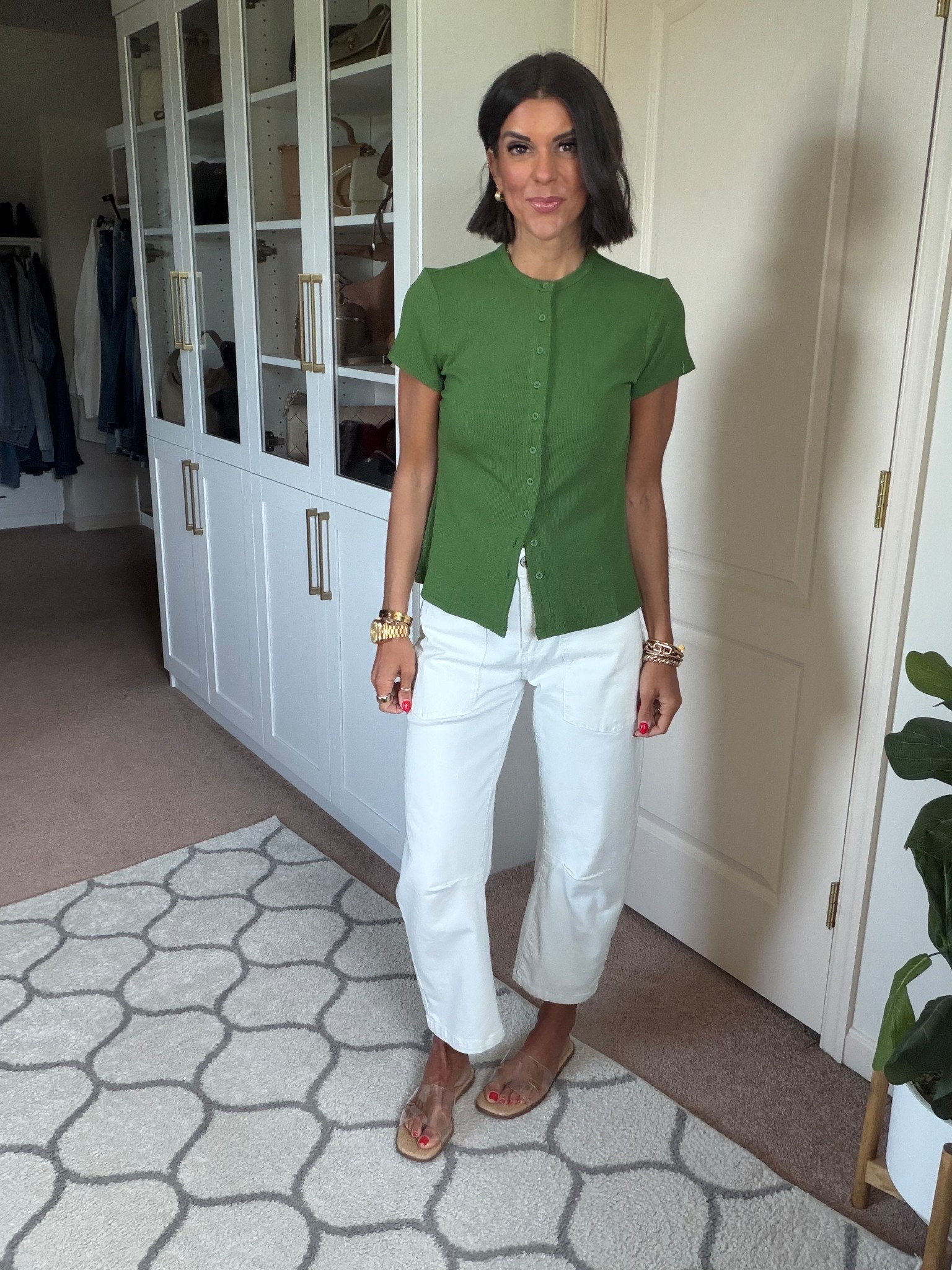 Size small in button down size 4 in jeans 

#LTKSeasonal #LTKootd #LTKgrwm