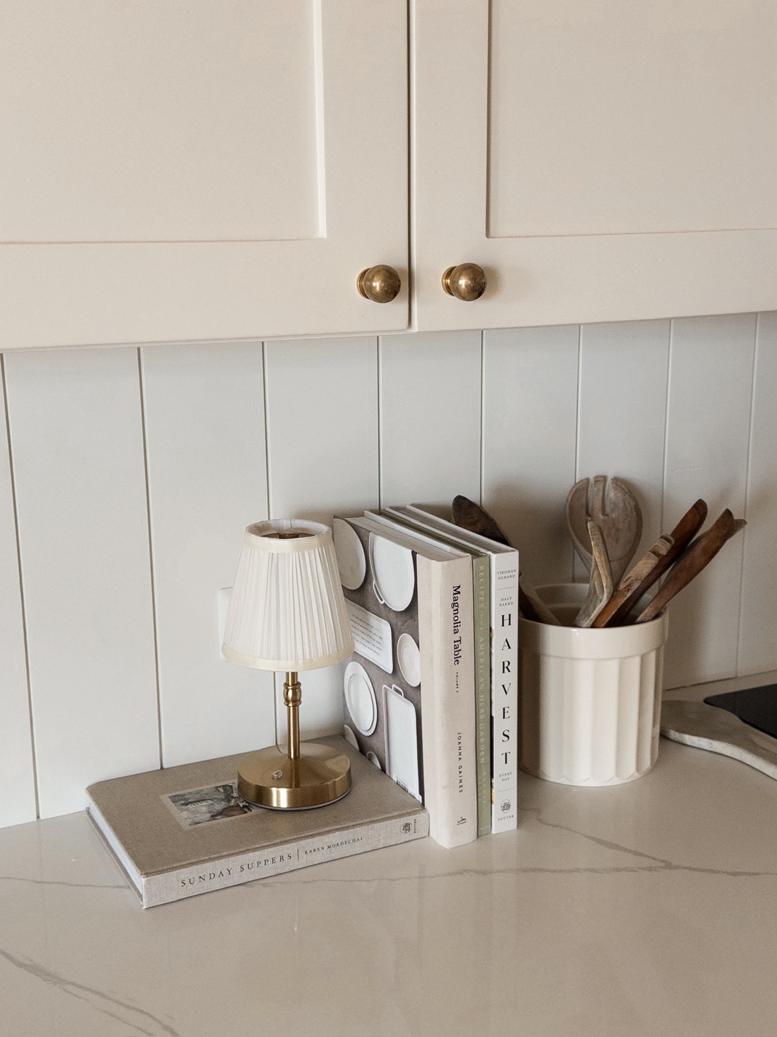 Kitchen counter views!

kitchen, kitchen styling, kitchen counter styling, neutral kitchen inspo

#LTKSeasonal #LTKHome