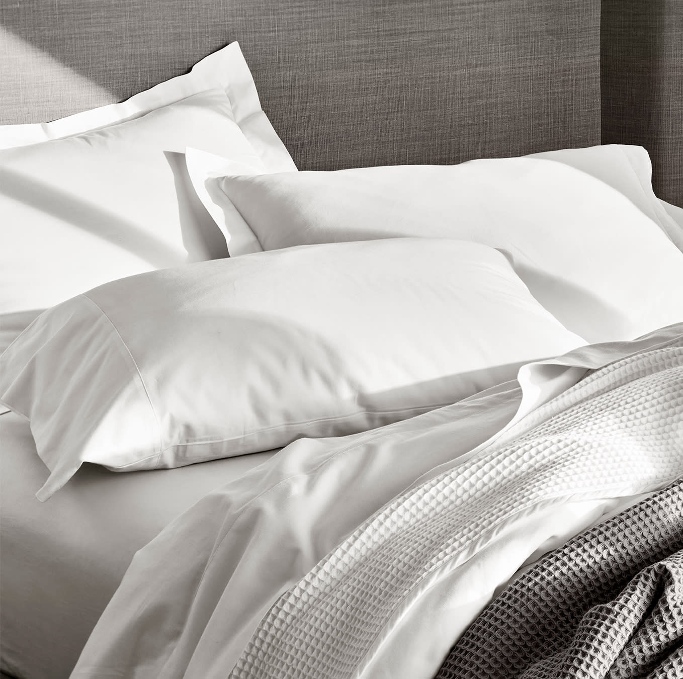 Percale Hemmed Sheet Set | Boll & Branch