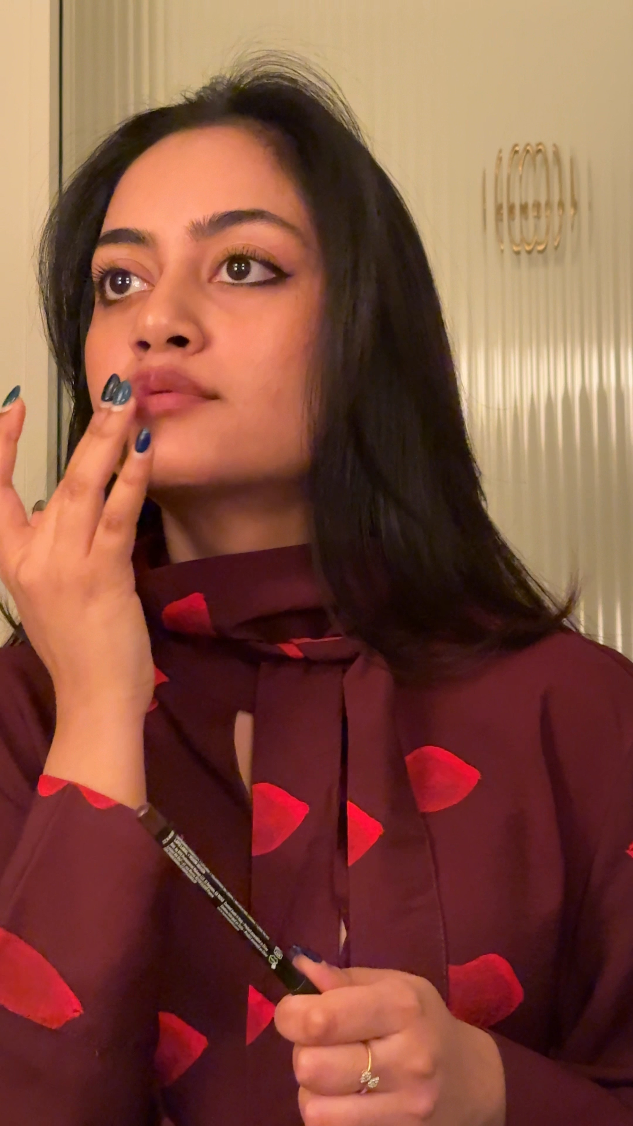 natural makeup, daily makeup, chic look 