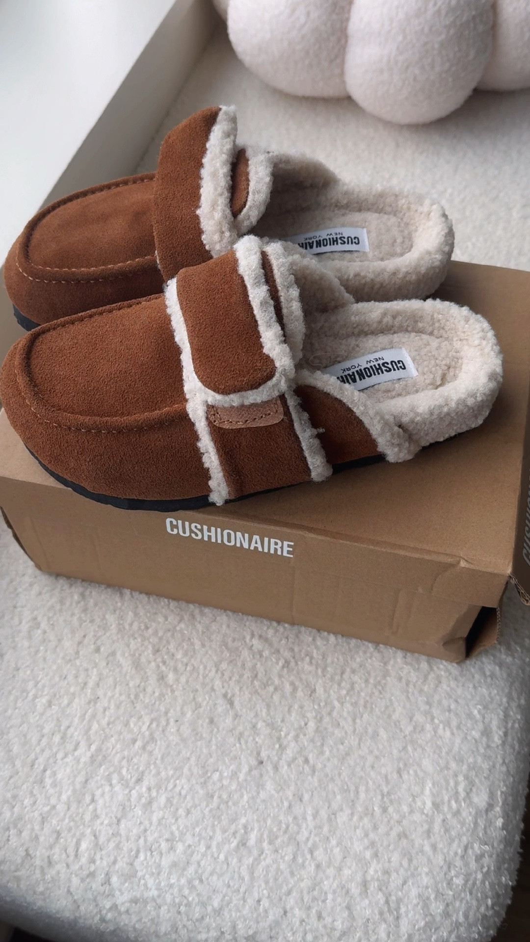 Fall shoes 
Slippers
Winter outfit
Fall fashion
Comfy cozy 
Amazon finds 
Amazon fashion 


#LTKStyleTip #LTKFindsUnder100 #LTKFindsUnder50