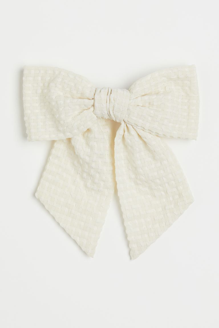 New ArrivalMetal hair clip decorated with a large fabric bow.Weight22 gCompositionPolyester 49%, ... | H&M (US + CA)