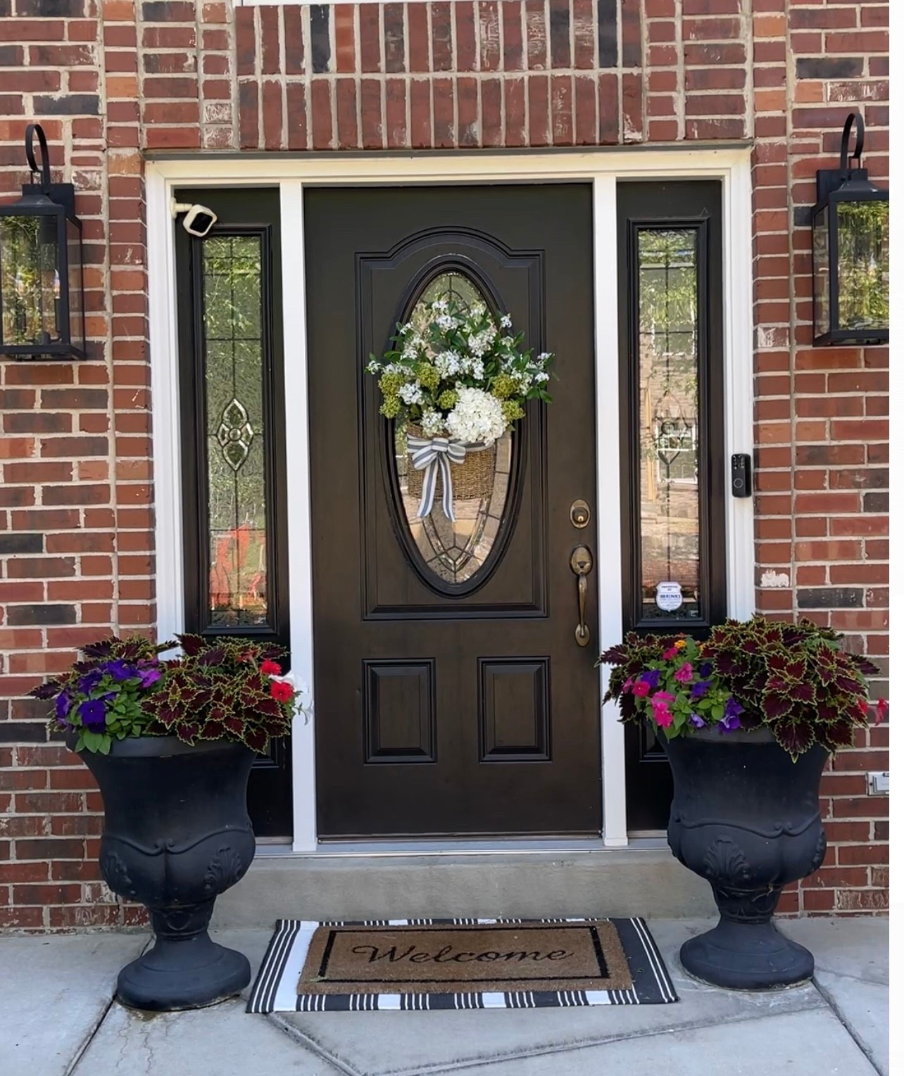 Freshen up your front door for summer! Try a DIY basket this year for something different! Here’s all you need 👇🏻

#LTKHome