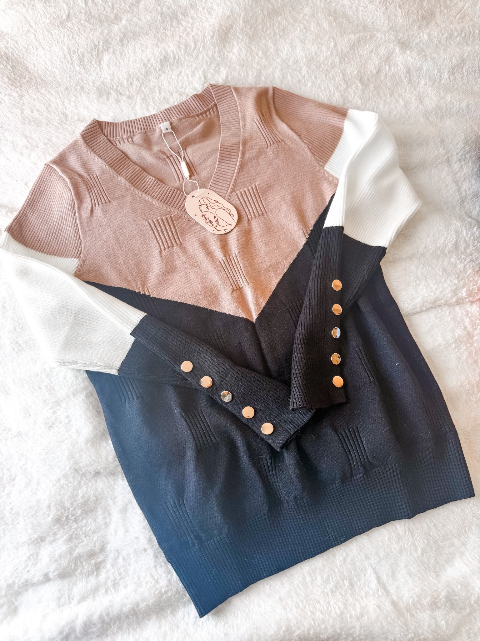 Color block sweater 

#LTKSaleAlert #LTKmomlife #LTKootd