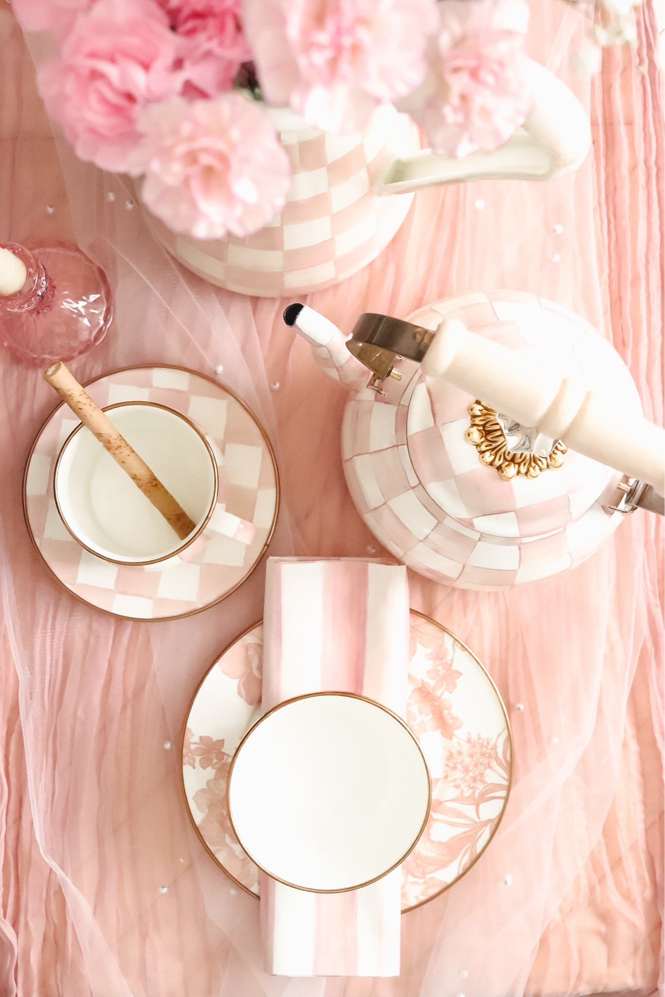Valentine’s Day Tea Party

#ad #MCLoveInEveryDetail
Mackenzie-Childs / rosy checks / pink tea party / heirloom pieces 

#LTKParties #LTKSeasonal #LTKHome