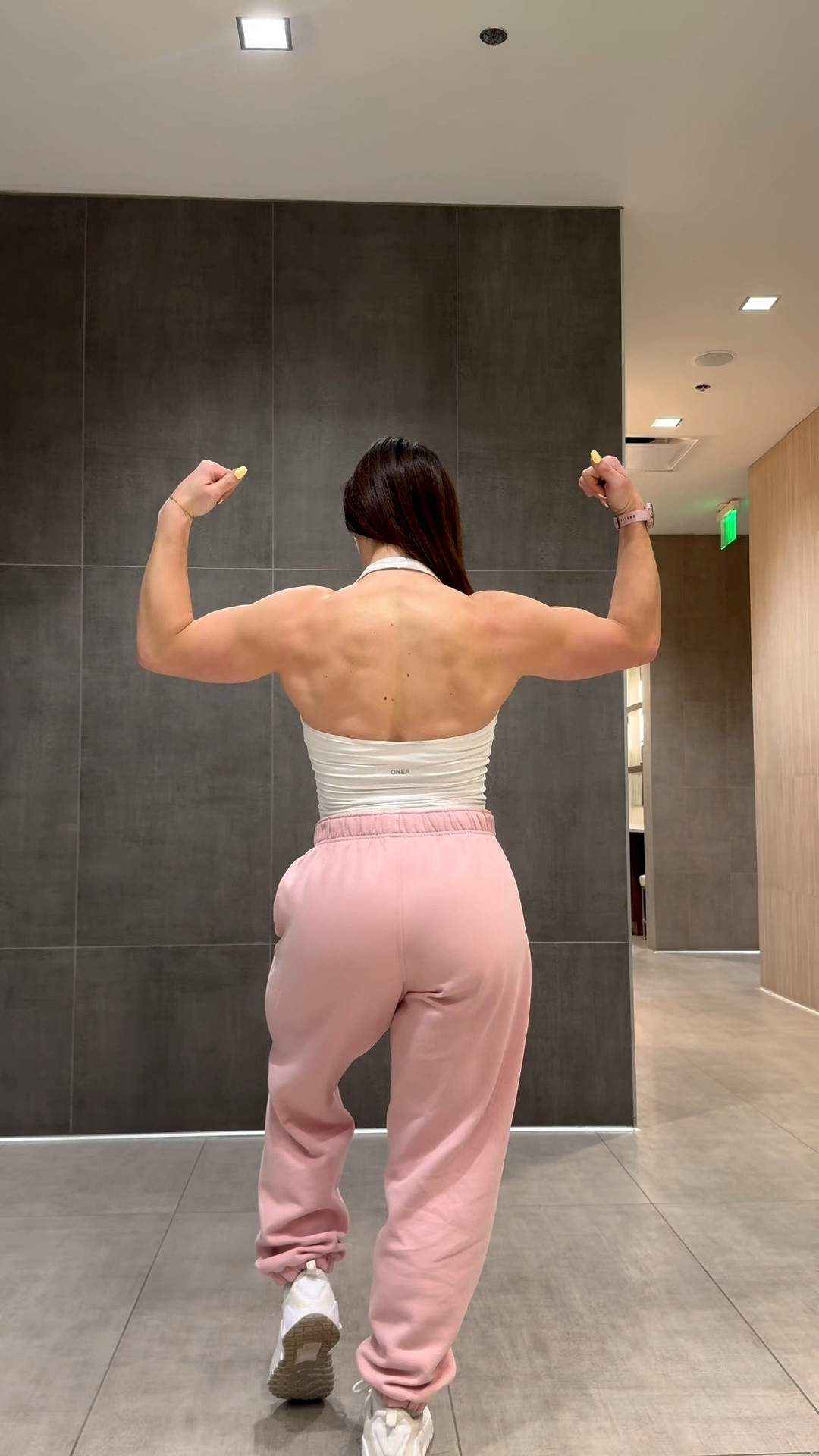 Back day ootd 🩷

#LTKootd #LTKfitnessgoals #LTKActive