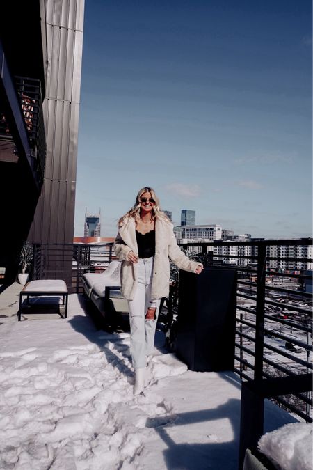 Nashville outfit 🌨️🤍#valentinesdayoutfit #furcoatoutfit #nashvilleoutfit #winteroutfit #vacation #vacationoutfits #jeans #furjacket #h&m #revolve #datenightoutfit #nightoutoutfit

#LTKU #LTKSeasonal #LTKMostLoved #LTKstyletip #LTKparties #LTKtravel