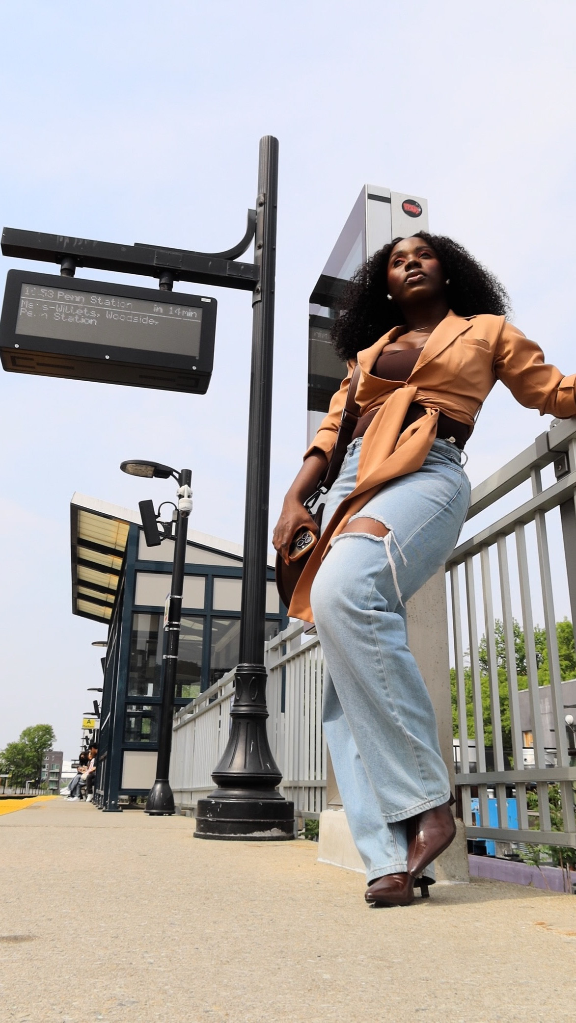 📸 Living my best beauty life at @themakeupshow as a proud @lysbeautyofficial brand ambassador! It was my first time here and I was  blown away by the incredible energy and beauty community. 

Couldn’t have asked for a better experience- definitely a moment to remember! ✨

#MakeupShow #LYSBeauty #BrandAmbassador #BeautyCommunity #MakeupLover #BeautyIndustry #MakeupEvent #BeautyShow #MakeupArtistry #BeautyBlogger #BeautyInfluencer #MakeupLife #BeautyPartnership 
#TheGlamThread #100degreesofmnk 


#LTKStyleTip #LTKBeauty