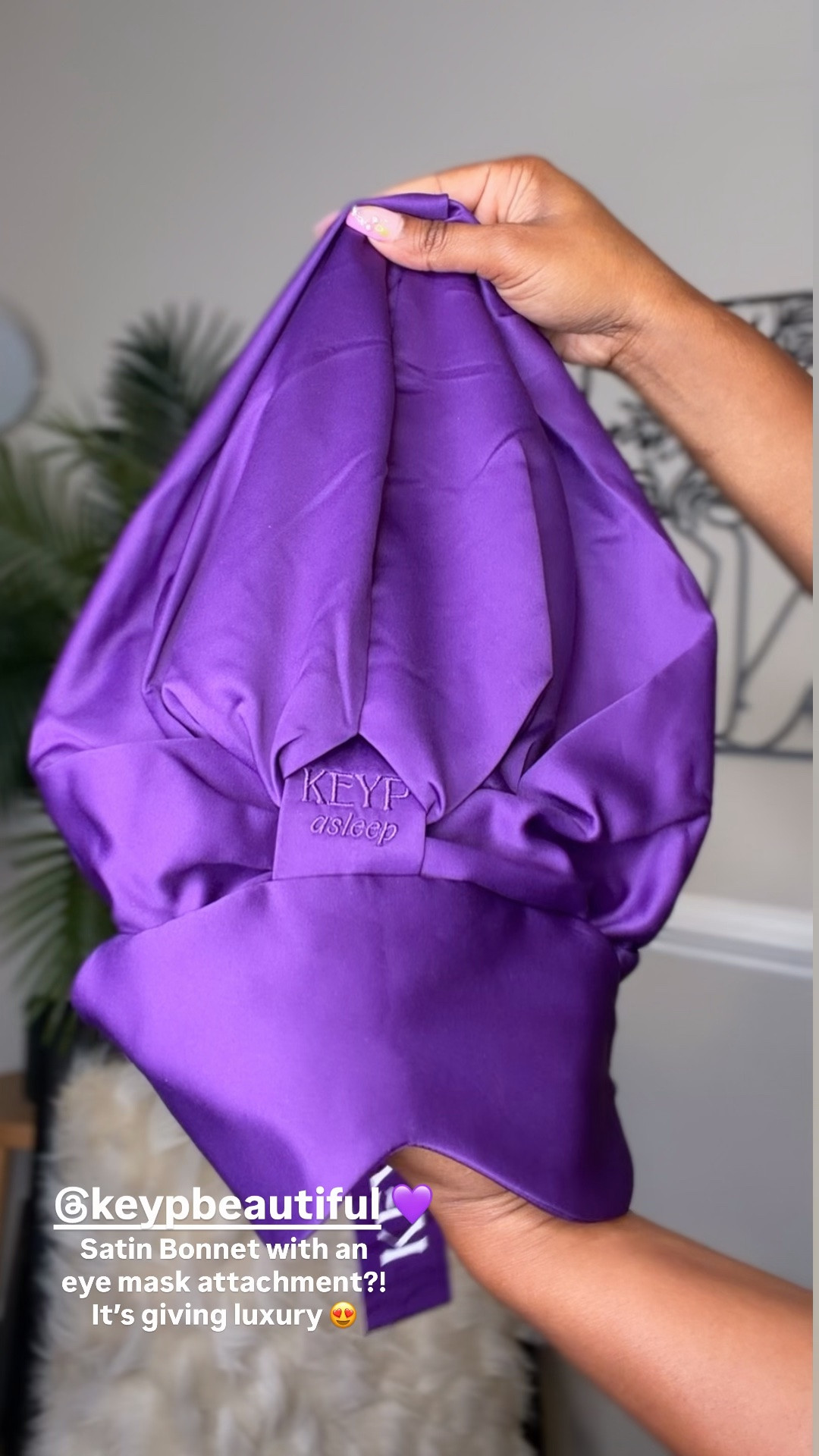 Satin Bonnet with the eye mask attachment?! It’s giving luxury? @KEYP

#LTKBeauty #LTKmorningroutine #LTKgrwm