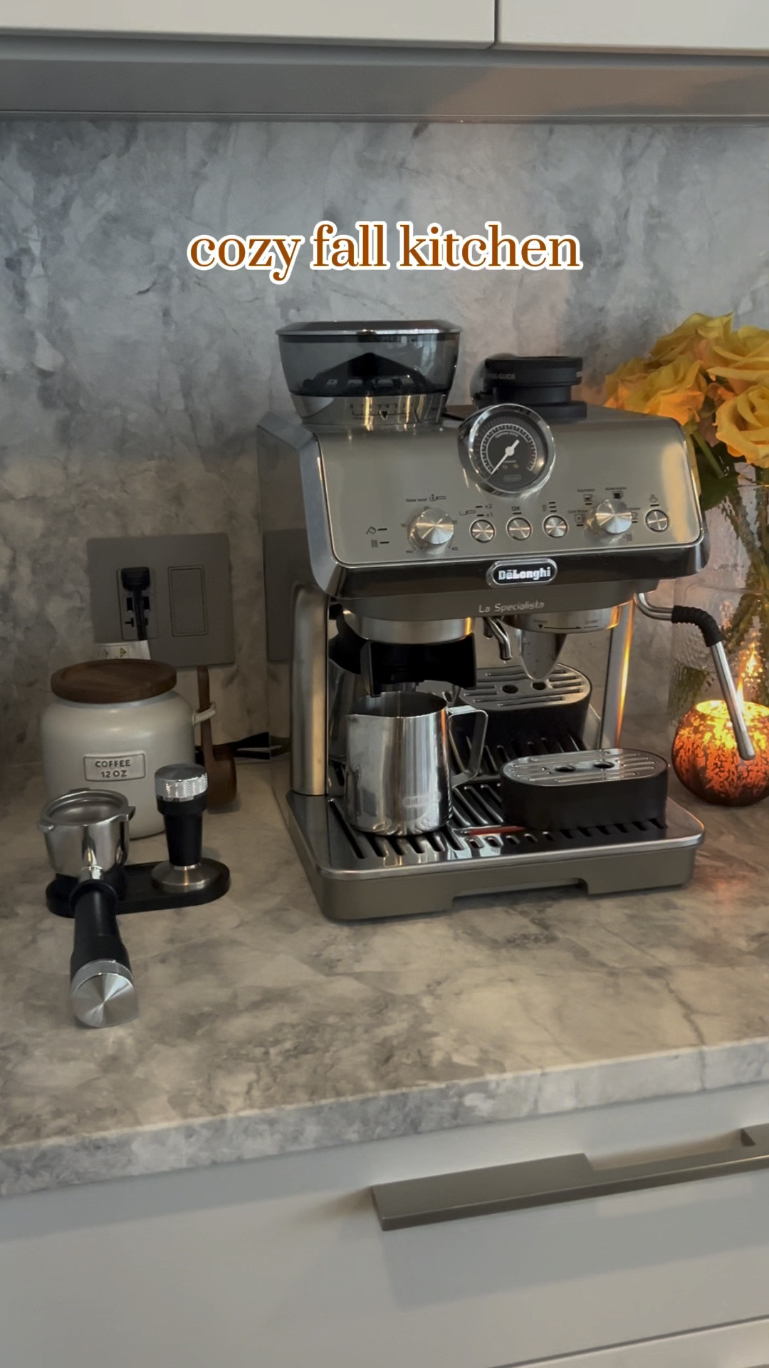 My cozy little kitchen all ready for fall 🤎🍂

#LTKHome #LTKVideo #LTKSeasonal