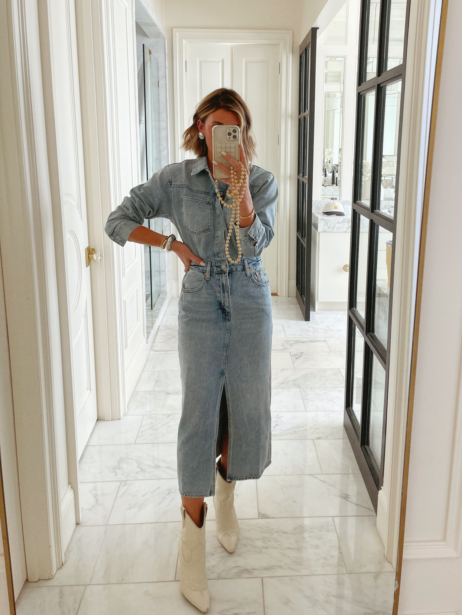 Summer concert outfit. I'm wearing size small and 5'7 for reference 