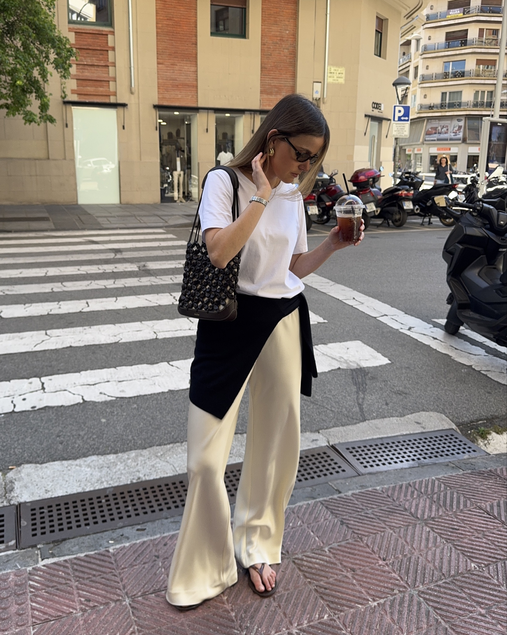 Silk pants

#LTKSeasonal #LTKSummerEdit #LTKStyleTip