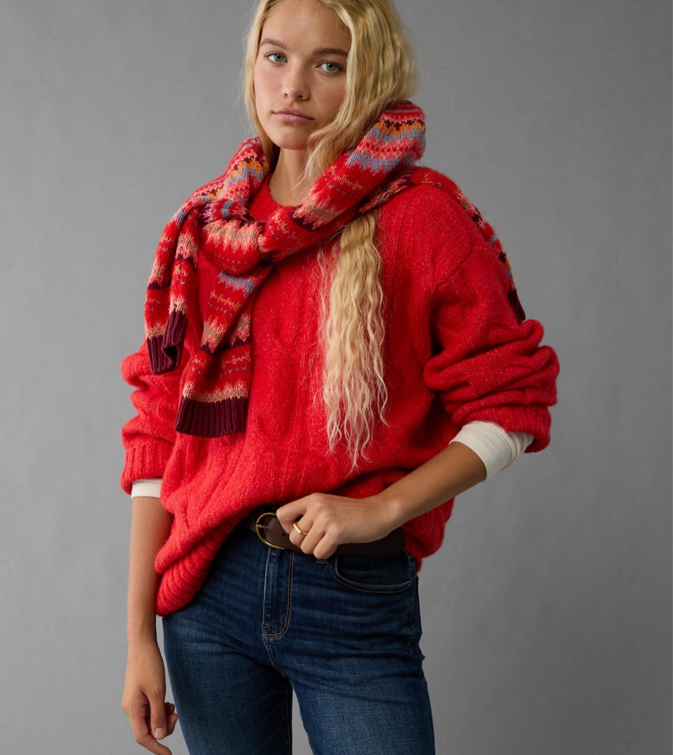 Christmas holiday sweater 🎄

#LTKHoliday #LTKSeasonal #LTKSaleAlert