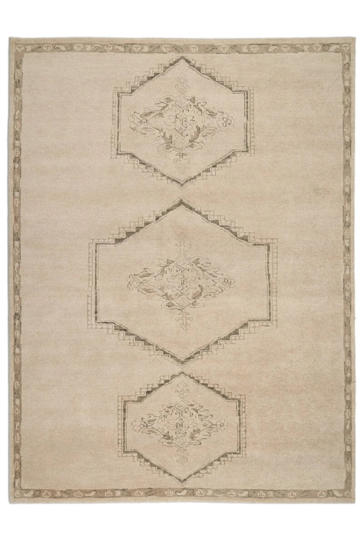 Astana Hand-Knotted Rug | THELIFESTYLEDCO
