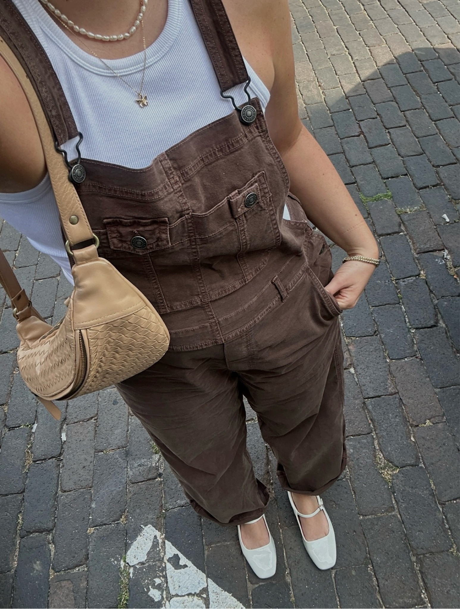 These are SO comfy. I’m a size 8/10 and I’m wearing a size Large!

#LTKfindsunder50 #LTKsalealert #LTKstyletip