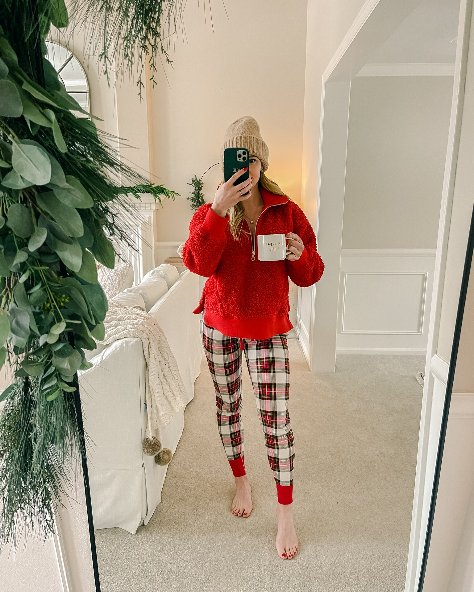 Cozy Sunday at home 
Hanna Anderrson 
Family Pajamas
Family Matching 

#LTKHoliday